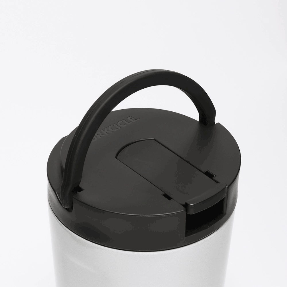 disney-kids-cup-c6 Kids_Cup_28_0906b7b6-4acf-4cb6-8c0d-d15f57c40b85.gif