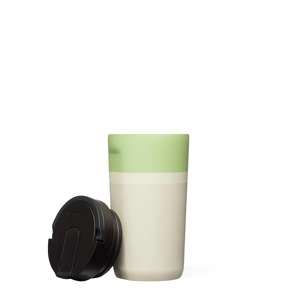 star-warstm-kids-cup-q7 0b29a0bde323--grogu-kids-cup-product-lid-off.png