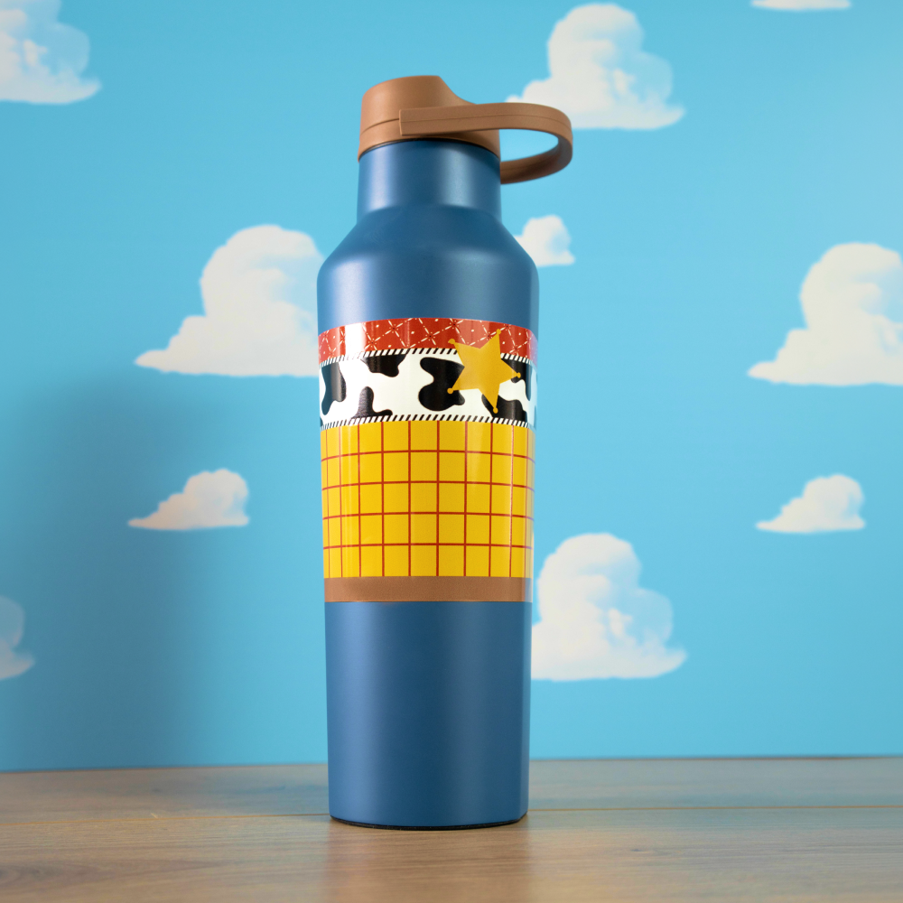 toy-story-sport-canteen-n0 50f41b5cb358--PDP-WOODY.png