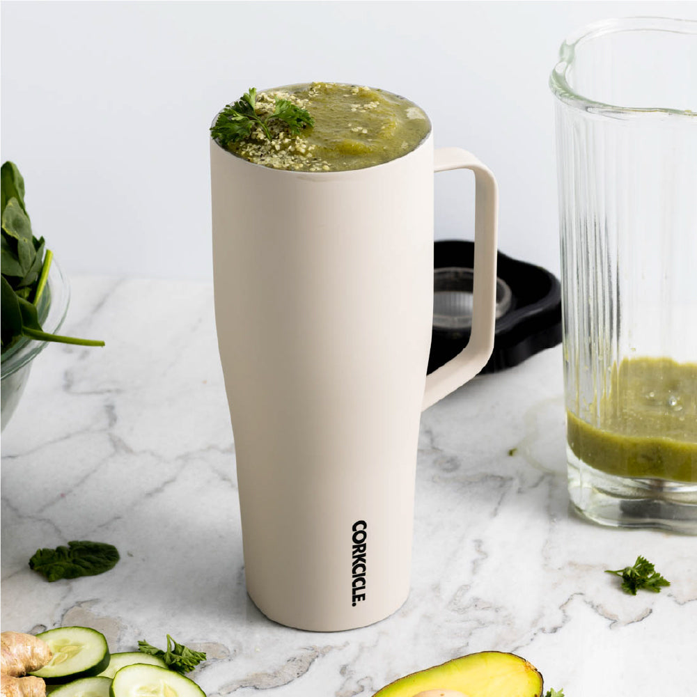 cold-cup-xl-n2 588f4a27c4cf--2230CLT-lifestyle.jpg