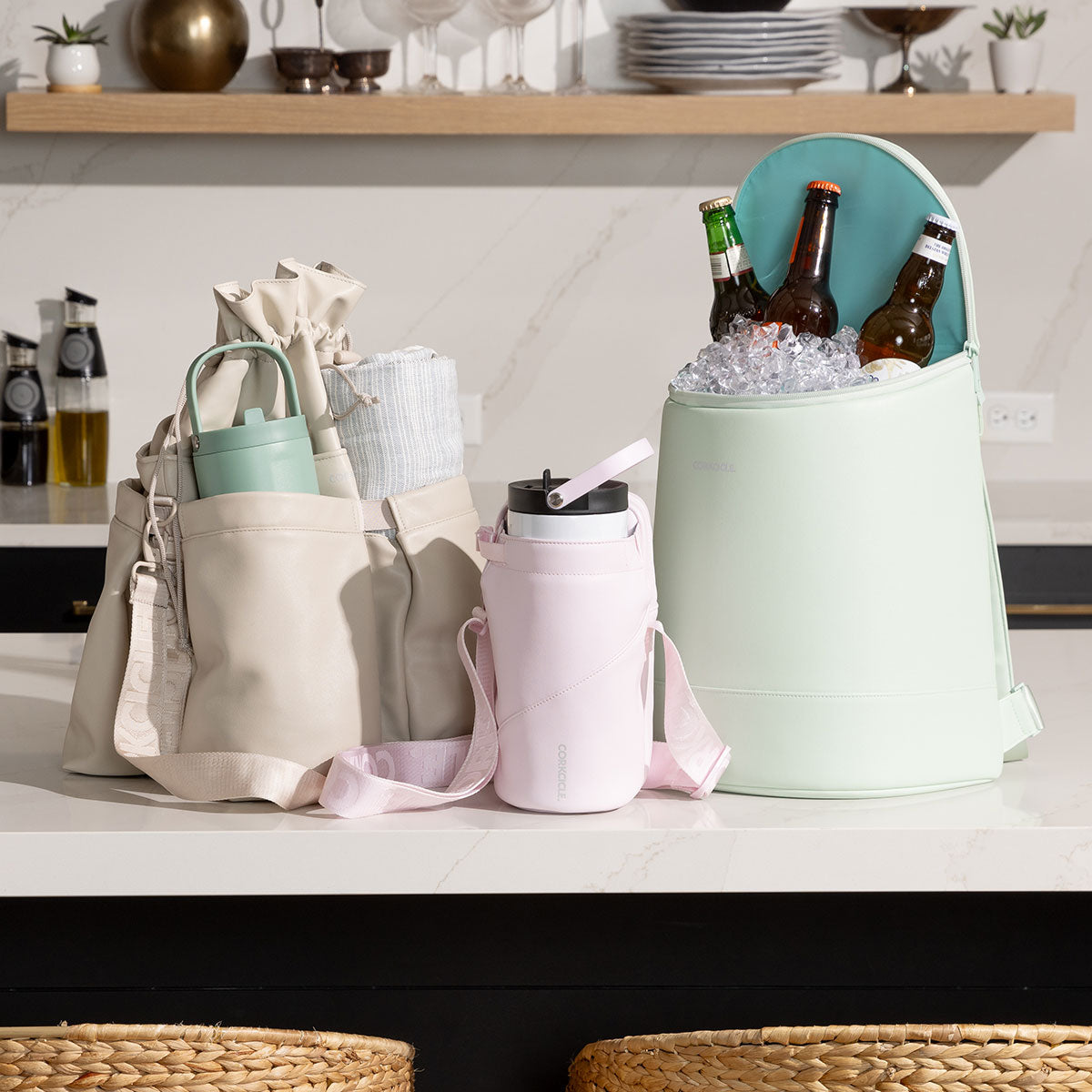beverage-bucket-bag-j9 6c4793ad3b8e--group-lifestyle1.jpg